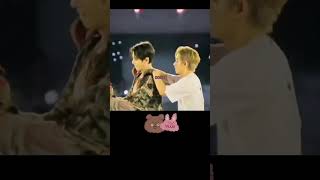 Ну просто не разлей вода #bts #taekook # #kimtaehyung #v #taekook #jk #jungkook #taekooklover