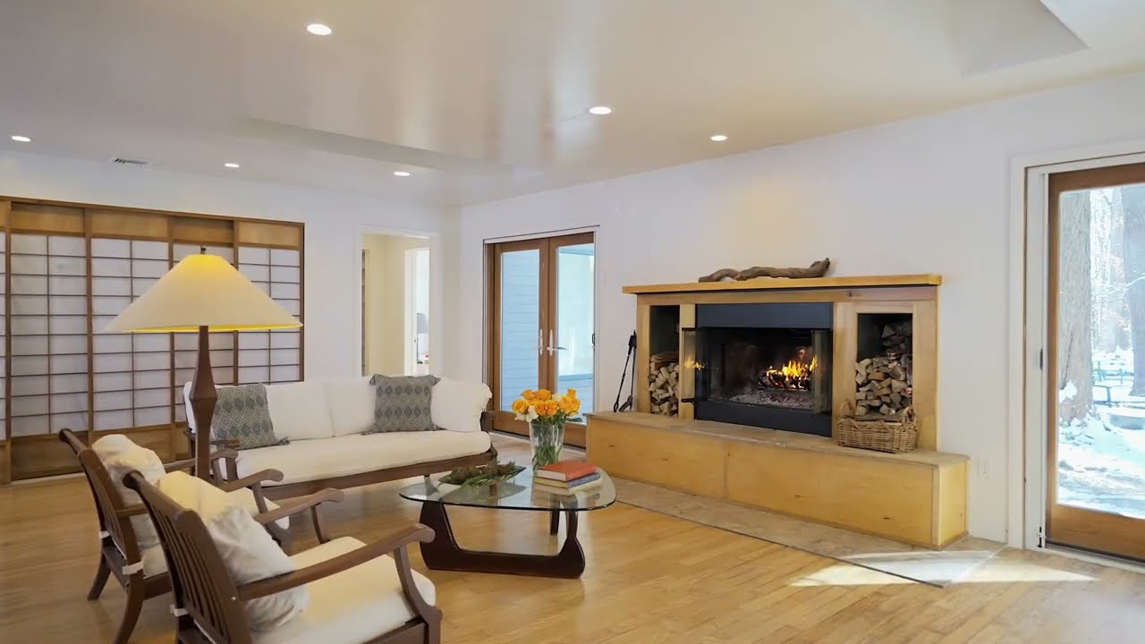 15 Cox Drive, Warwick