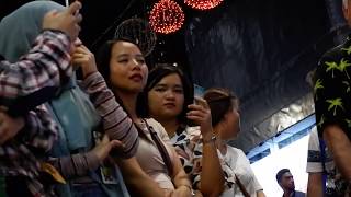 Perawan Atau Jandaramai Betul Orang Malam Ni,Ramai Awek Turun Padang Malam Ni Cari Hiburan