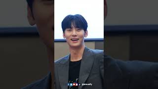 #HWANGMINHYUNinMNL: Hwang Minhyun speaking Tagalog! #kmusify #UNVEIL_IN_MNL #shorts