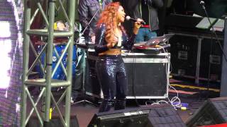 Canción Todo Mundo Mundial World Cup Brasil 2014 Gaby Amarantos en Vivo Bogotá Live Coca Cola Tour