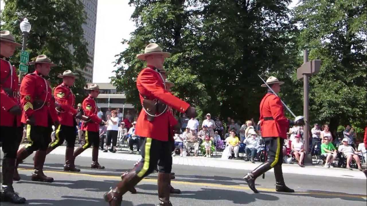 FIMMQ 2013 Military Parade. The RCMP Pipes and Drums and Scottish