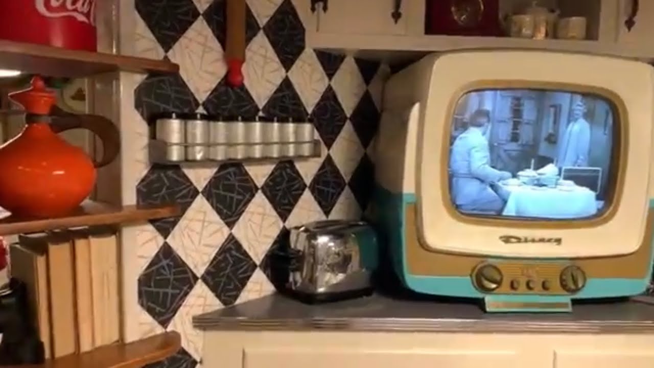 How Long Does It Take To Eat At 50s Prime Time Cafe