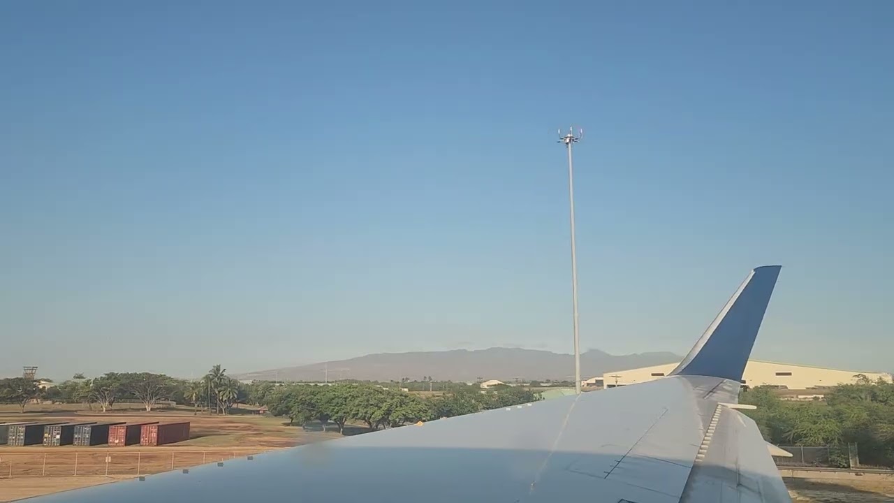 Delta 767 takeoff from Honolulu international airport 
