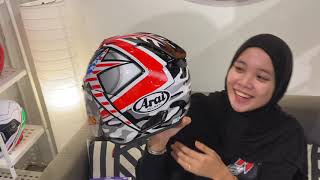 Unboxing Review Arai Vz Ram Hayden Laguna By Kedai Penjual Helmet Araimalaysia Helmetmalaysia Youtube