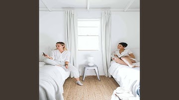 Artistic Backdrops for Summer Memories