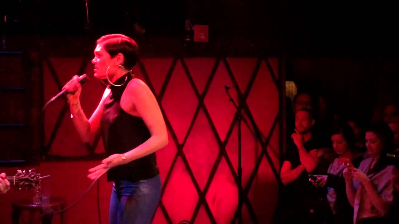 Jessie J - Strip (live - acoustic)