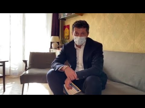 კალაძემ მედიკამენტების 500-ლარიანი ვაუჩერი ერთ-ერთ ბენეფიციარს,  პირადად გადასცა