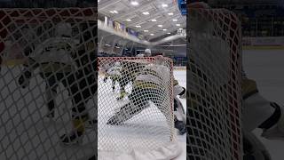The double angle really lets you appreciate this big Save by Erik Powers 🥅🔥