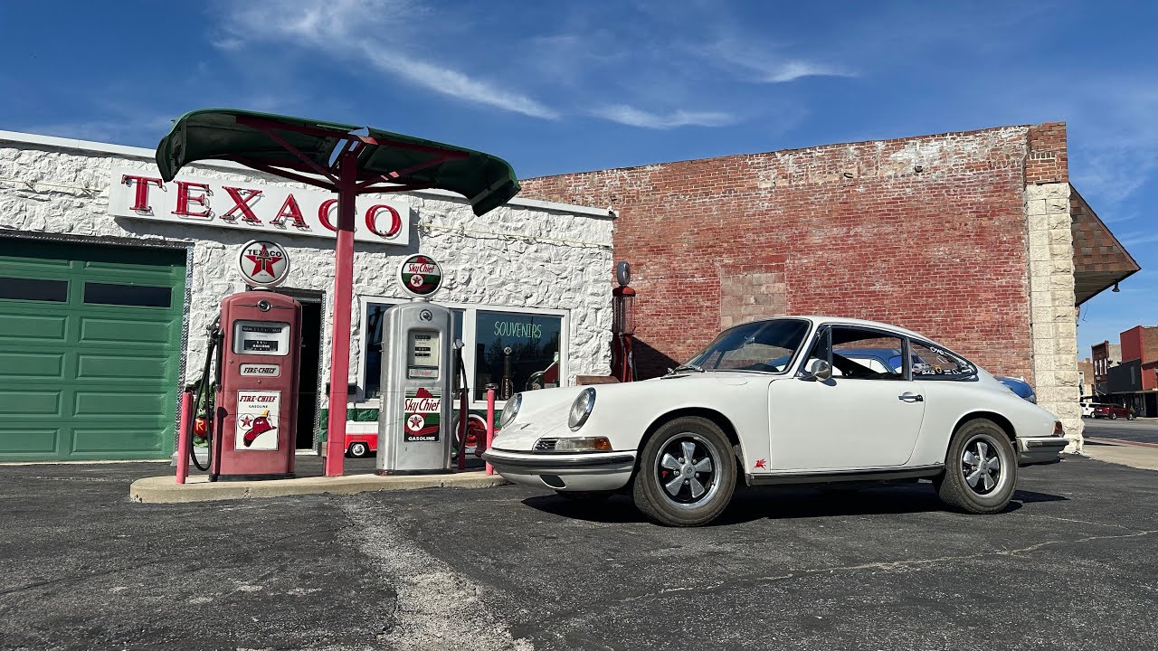 Trip to Route 66 in 1966 Porsche 912