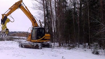 Giljotiin - JCB JS130