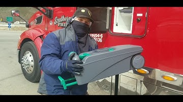 Cassette Toilet - What Is It -How To Use it - Where do I Dump It -Lets Dump It