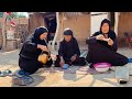 هل تحب أن أتحدث العربية في الفيديوهات Traditional Arab Rural Family 