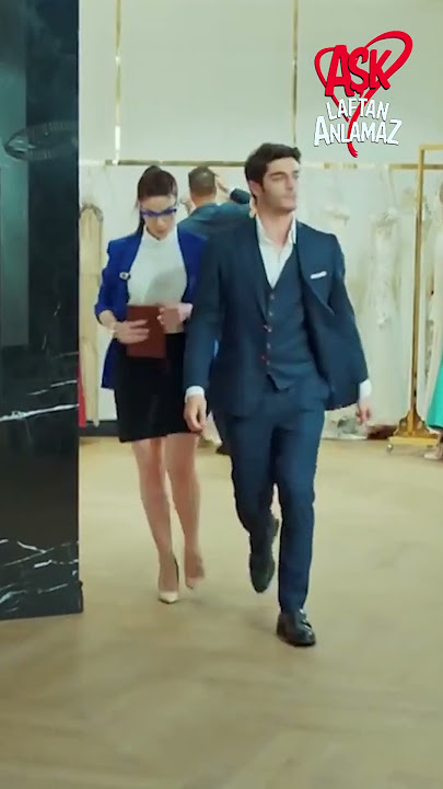 She trying to keep up with the plans! #hayatmurat #aşklaftananlamaz #shortsvideo #handeerçel #hayat