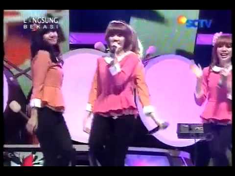 Cherrybelle Brand New Day   Gema Ramadhan @SCTV  2012   120728   YouTube