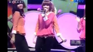 Cherrybelle Brand New Day   Gema Ramadhan @SCTV  2012   120728   YouTube