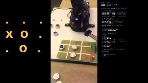Robot Arm Playing Tic Tac Toe Game