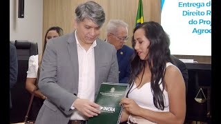 Tjap e Incra entregaram títulos registrados a assentados da Ilha de Aruãs, em Vitória do Jarí