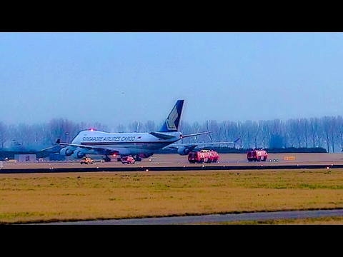 B747F Singapore airlines returns to Schiphol Emergency landing