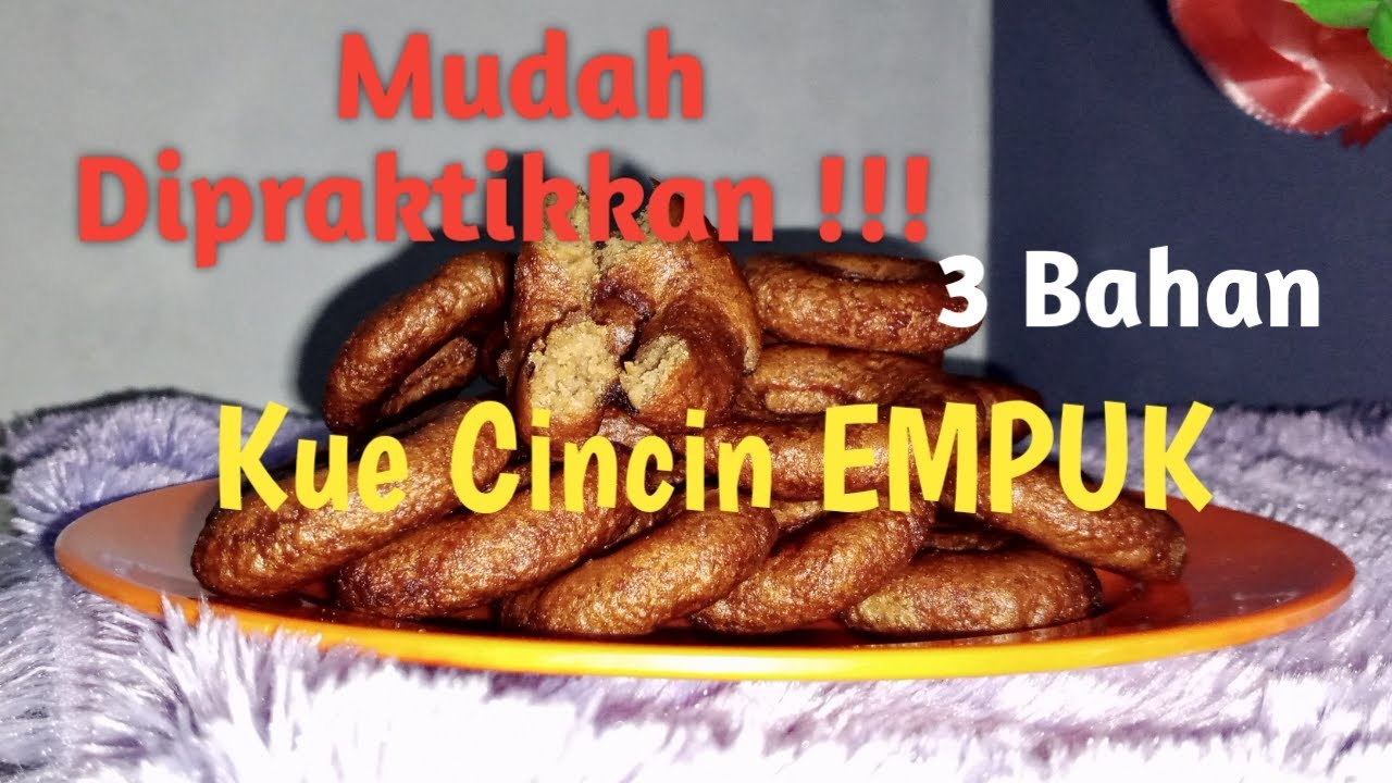 Mudah DIPRAKTIKKAN! 3 Bahan saja untuk KUE CINCIN GULA MERAH yang EMPUK