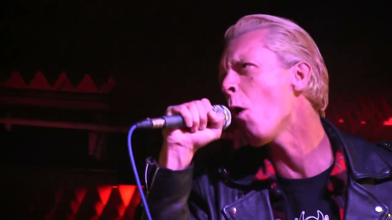 Watch Mammoth Tank - "no way out" live on YouTube Watch Mammoth Tank - "no way out" live on YouTube