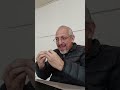 Muita gente testa IA uma ou duas vezez, recebe uma resposta genérica e acha que isso não funciona.