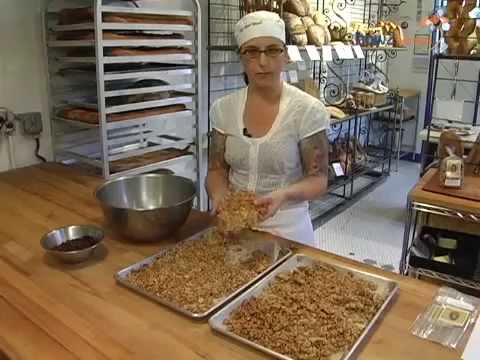 Honey Almond Granola with Raisins & Cranberries