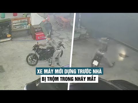 Video Rửa xe máy mới rồi dựng trước nhà, bị trộm trong nháy... - youtube