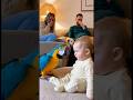 初めてオウムに文句を言われた赤ちゃん。どうしていいか分からず固まってしまう。。。#parrot #baby #cute #funny #shorts #赤ちゃん #オウム