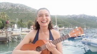 Didem Ezgi Kurt - Bak Yeşil Yeşil