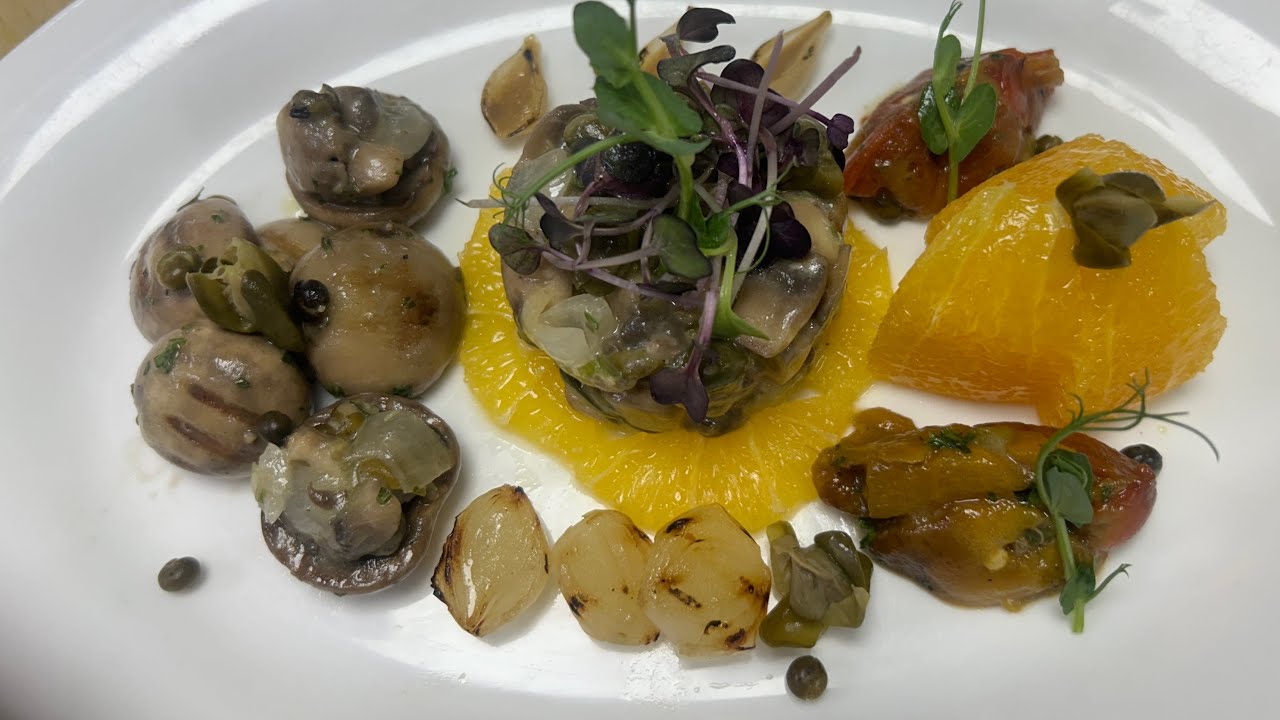 Orange segment’s, grilled mushroom,cocktail onions,capers and green