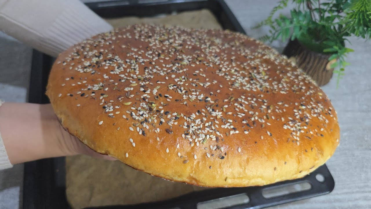 من اليوم احذفي جميع وصفات الخبز لي عندك وجربي هاذي🔥وصفة خبز الدار بدون عجن اخف من القطن يحمر الوجه👌