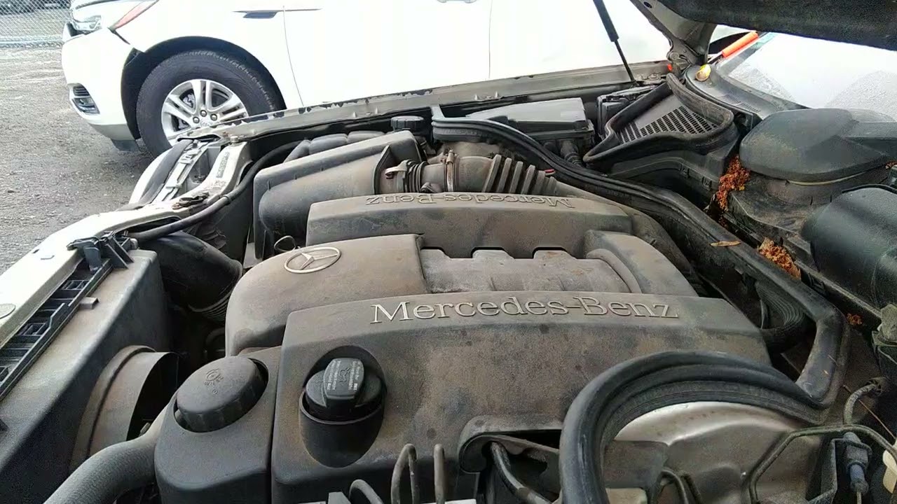Звук мотора Mercedes-Benz  от 1999 Mercedes-Benz E 320 Awd WDBJF82H2XX017774