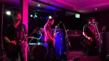 Front End Loader - Fraid Knot - Sting Bar - Cronulla - 20/08/15
