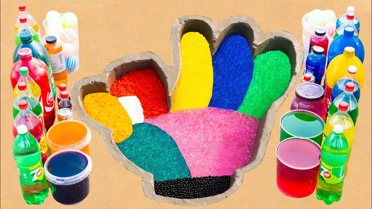 How to Make Colorful OK Hand Sand Mold with Coca Cola, Pepsi & Mentos
