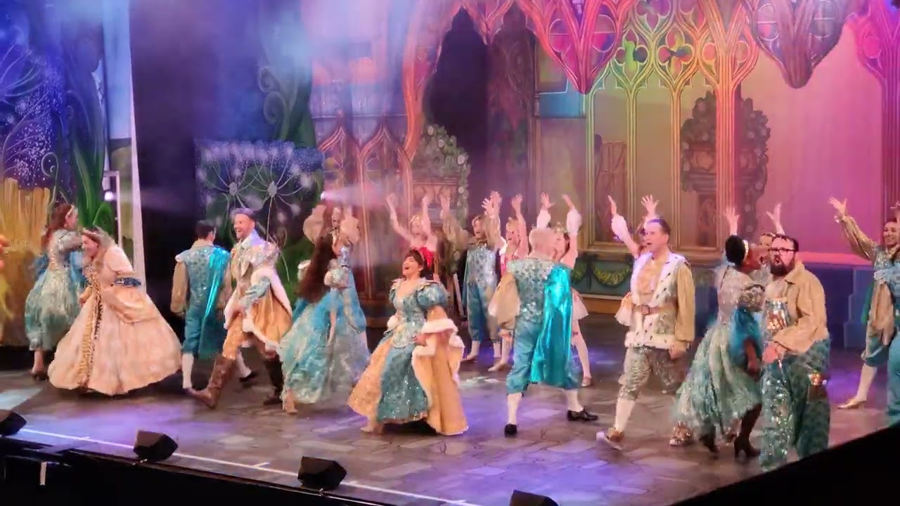 De Montfort Hall panto finale 2023 with Alyssia in purple