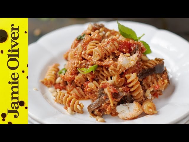 Jamie Oliver Makes Vegetarian Pasta - Stative Verbs