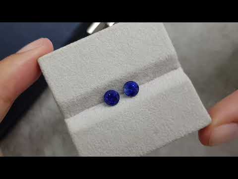 Pair of Royal Blue sapphires in round cut 1.37 ct, Sri Lanka Video  № 2