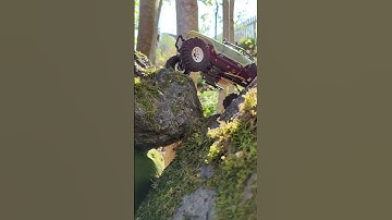 LCG Axial SCX24 "Lowbolt" testing his new 3D printed tire inserts