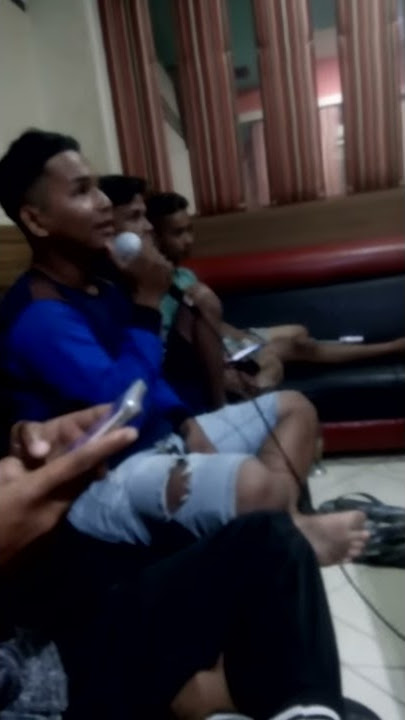 Di bacok sampai putus leher