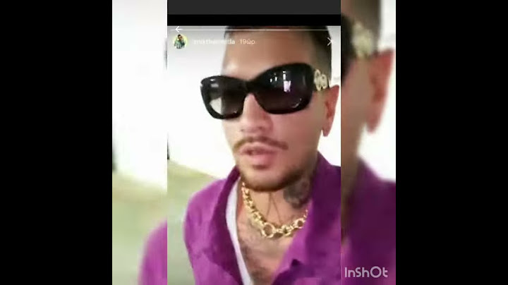 Snik φλεξαρει και νιώθει περήφανος για τα αμάξια του 👍