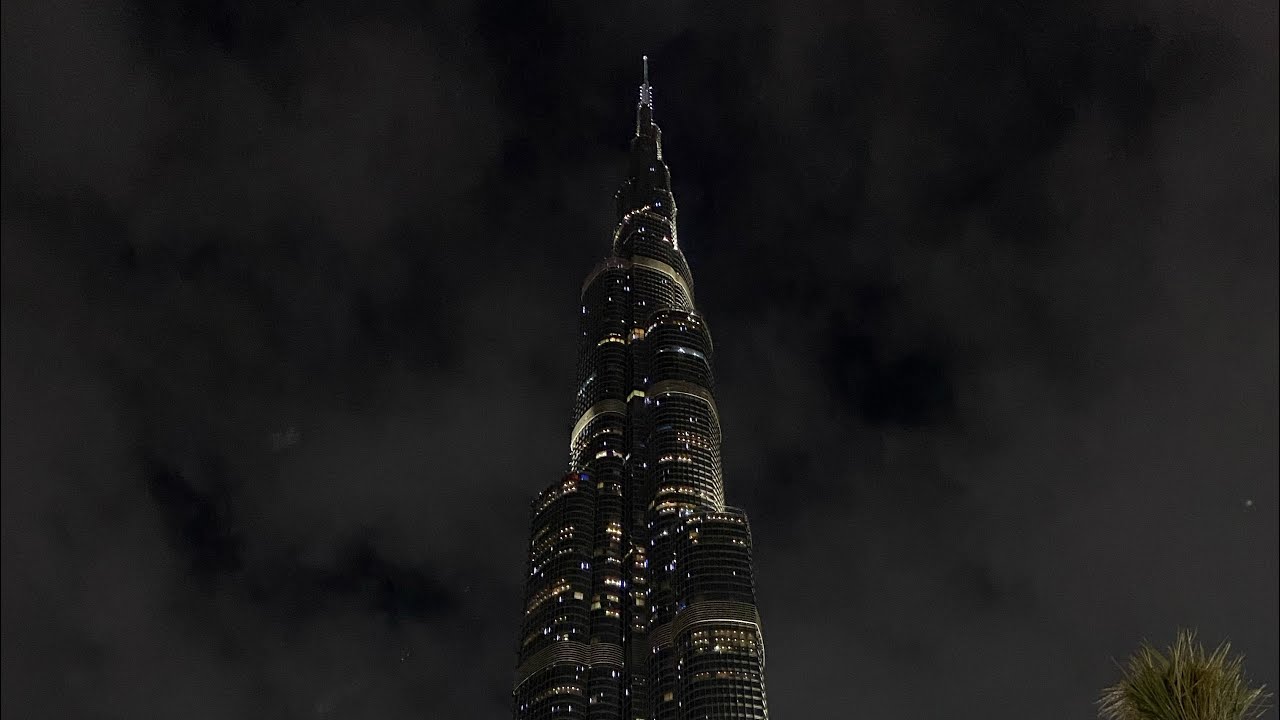 Бурдж-халифа,небоскрёб высотой 828 метров в Дубае, самое высокое и ...