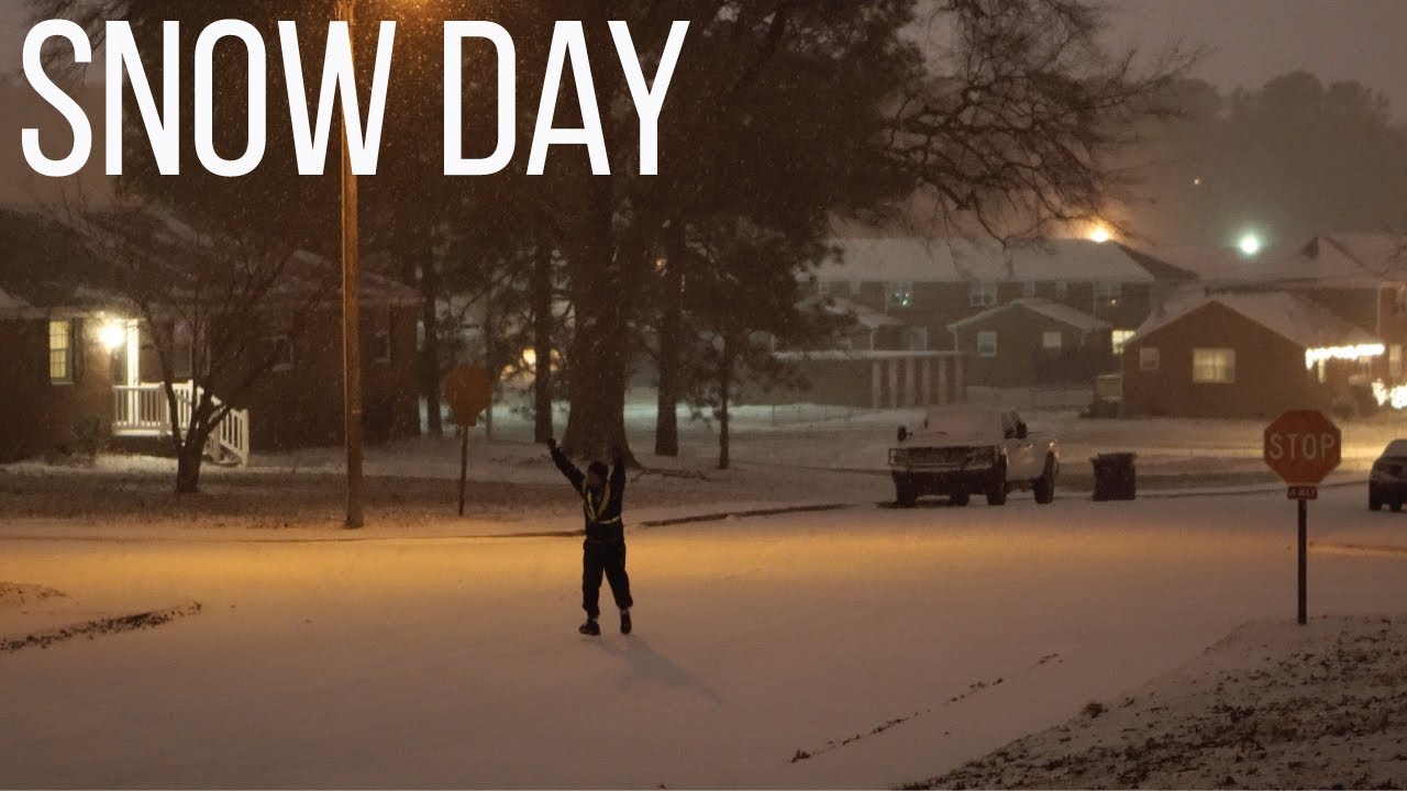 FORT BRAGG SOLDIER CELEBRATES SNOW DAY!! YouTube