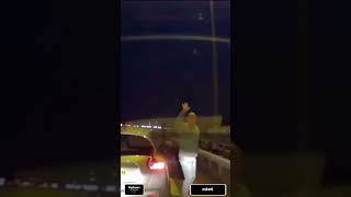 Driver Brakes To A Stop On Motorway And Urinates - Dashcam Uk Road Rage, Bad Drivers