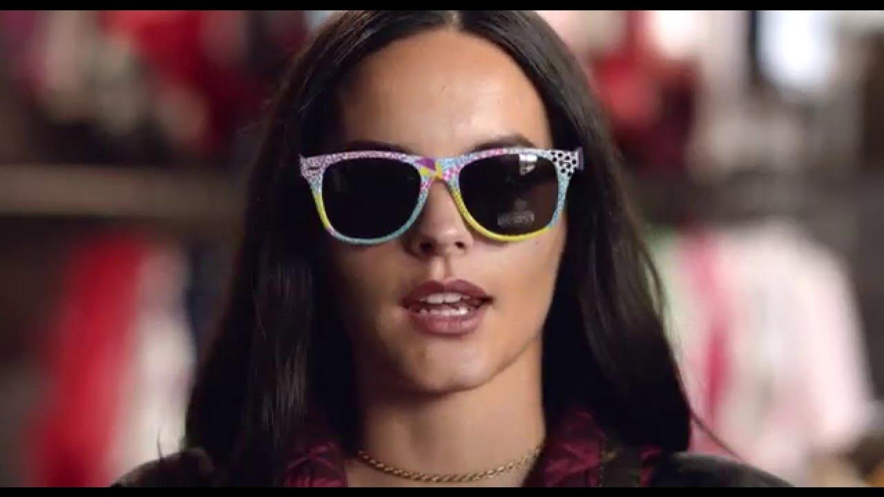 Lola Coca - Bad Girlfriend Lola Coca - Bad Girlfriend