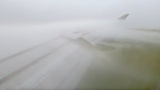 Epic condensation onboard a Qantas Boeing 747-400 ER landing into Melbourne International - 4K 60FPS