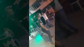 Zonguldak caycuma bartin devrek ciftetelli taner şekerci abisiyle oynuyor:)