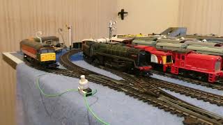 TRIANG OR LIMA OR AIRFIX OR BACHMANN OR MAINLINE MODEL RAILWAY ROLLING STOCK RUN ONE 131025