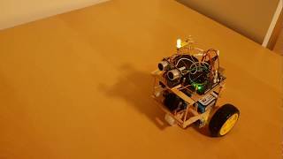 Arduino:obstacle avoiding robot test 1