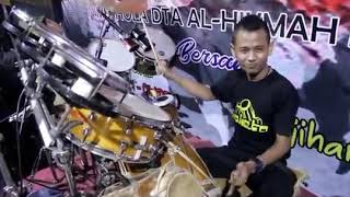 Viral, tukang gendang lucu tapi skill luar biasa
